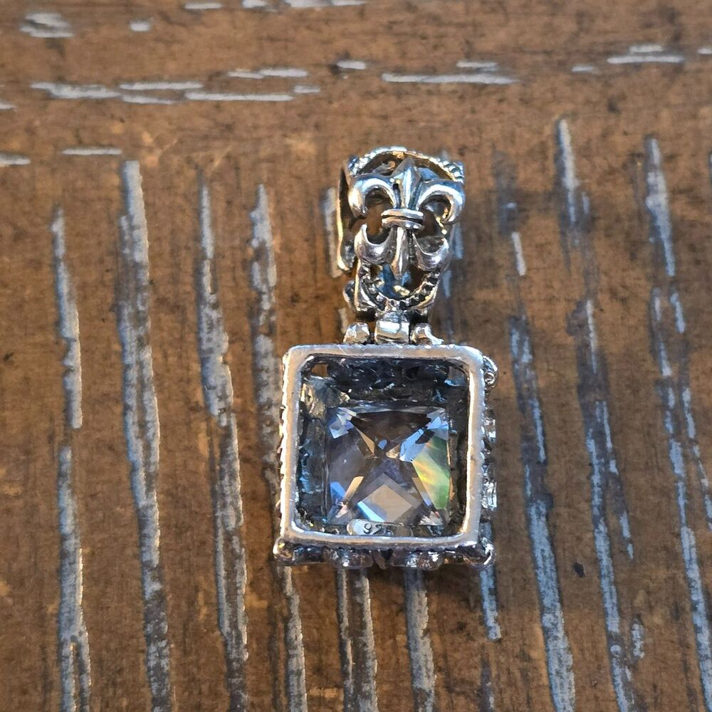 Retired Silpada Uptown Fleur de Lis Pendant SS and CZ - Picture 2 of 3